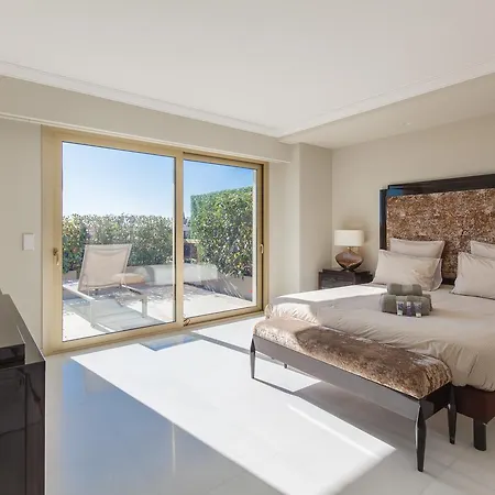 Royal Duplex Yourhosthelper *