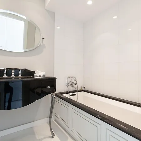 Royal Duplex Yourhosthelper